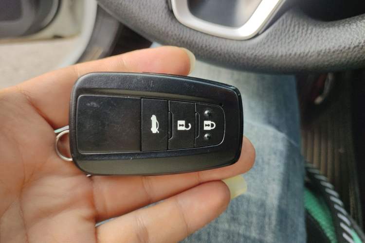 Used Toyota Levin 2019 185T CVT Luxury Edition China VI Standard Vehicle Key
