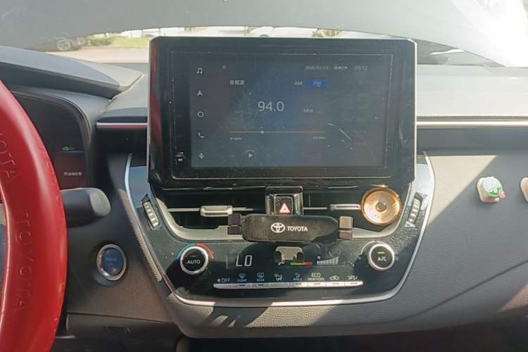 Used Toyota Levin 2021 Dual-Motor 1.8H E-CVT Sport Edition Audio And AC Panel