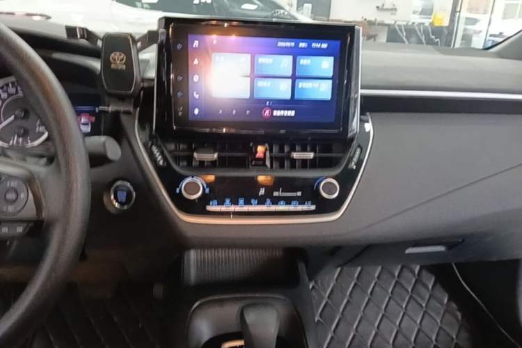 Used Toyota Levin 2021 185T CVT Luxury Edition Audio And AC Panel