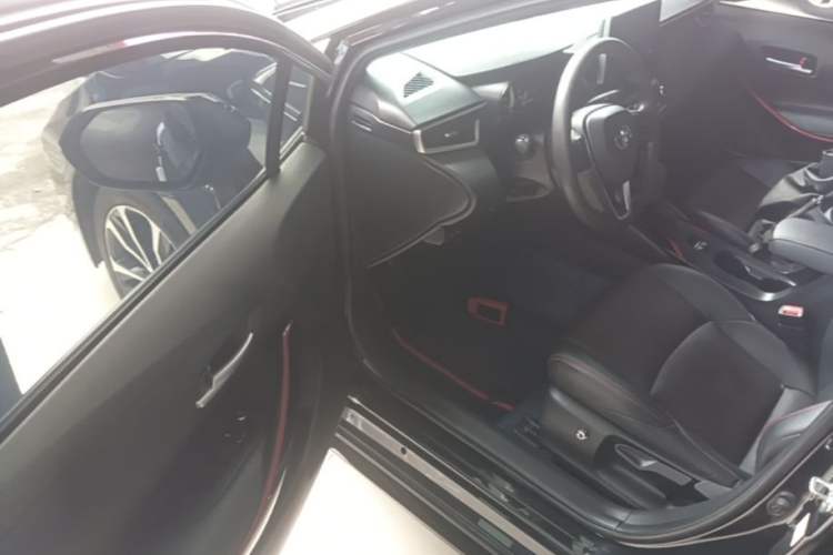 Used Toyota Levin 2021 Dual-Motor 1.8H E-CVT Sport Edition Driver Seat