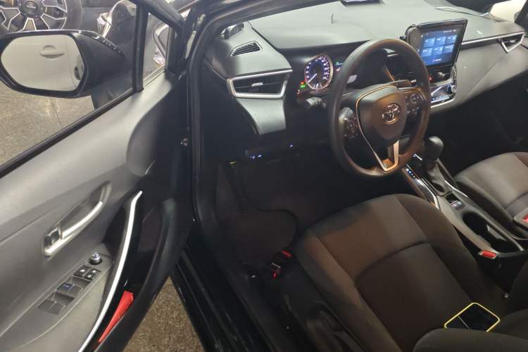 Used Toyota Levin 2021 Dual-Engine 1.8H E-CVT Luxury Edition Driver Seat