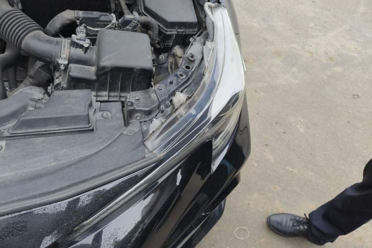 Used Toyota Levin 2021 185T CVT Sport Edition Engine Bay Left