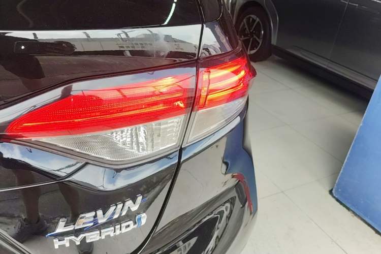 Used Toyota Levin 2021 Dual-Motor 1.8H E-CVT Sport Edition Exterior 3