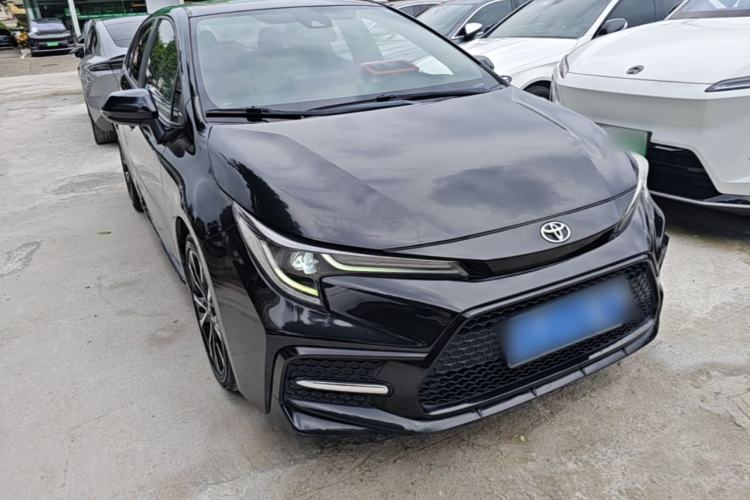 Used Toyota Levin 2021 185T CVT Sport Edition Front Right 45 Deg