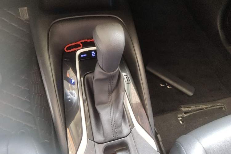 Used Toyota Levin 2021 2.0L Luxury Edition Gear Lever
