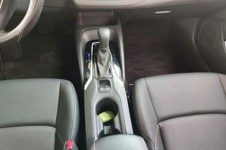 Used Toyota Levin 2021 2.0L Luxury Edition Gear Lever