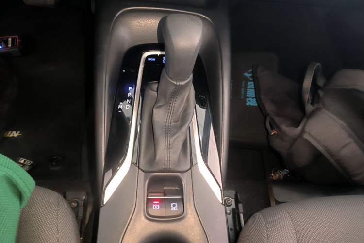 Used Toyota Levin 2021 185T CVT Luxury Edition Gear Lever