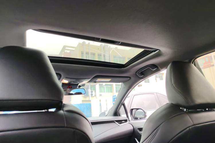 Used Toyota Levin 2021 Dual-Engine 1.8H E-CVT Luxury Edition Headliner