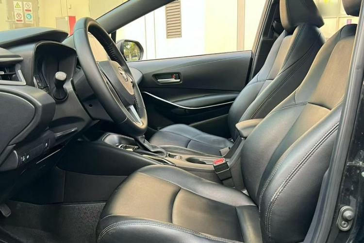 Used Toyota Levin 2021 Dual-Engine 1.8H E-CVT Luxury Edition Interior 1