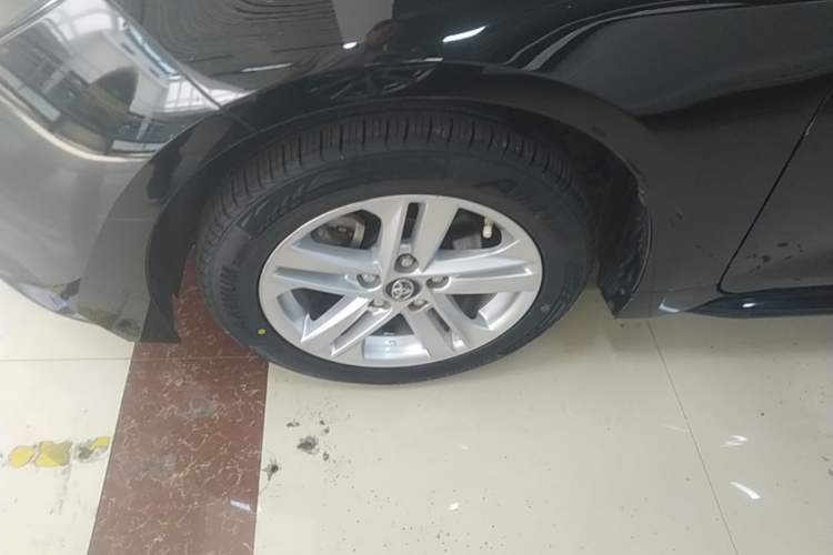 Used Toyota Levin 2021 185T CVT Luxury Edition Left Front Wheel Hub