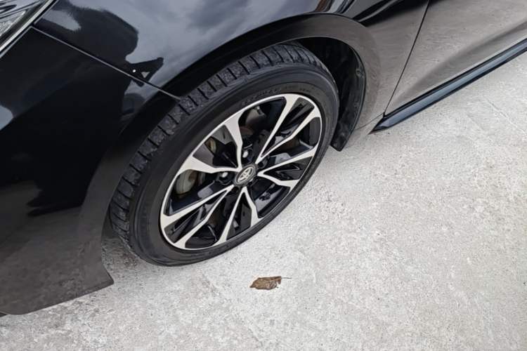 Used Toyota Levin 2021 185T CVT Sport Edition Left Front Wheel Hub