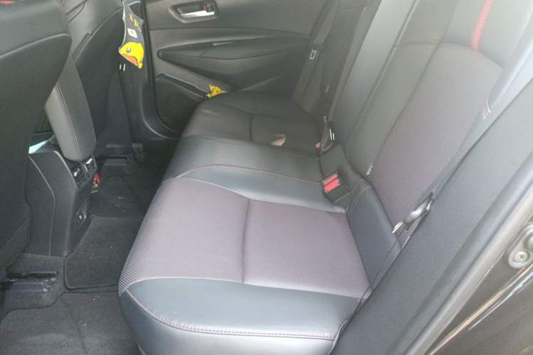 Used Toyota Levin 2021 Dual-Motor 1.8H E-CVT Sport Edition Left Rear Seat