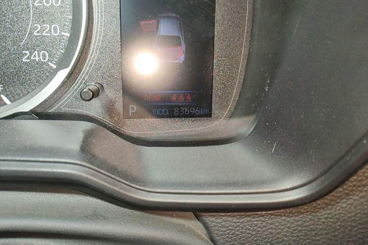 Used Toyota Levin 2021 185T CVT Sport Edition Odometer Close Up