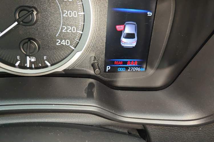 Used Toyota Levin 2021 2.0L Luxury Edition Odometer Close Up