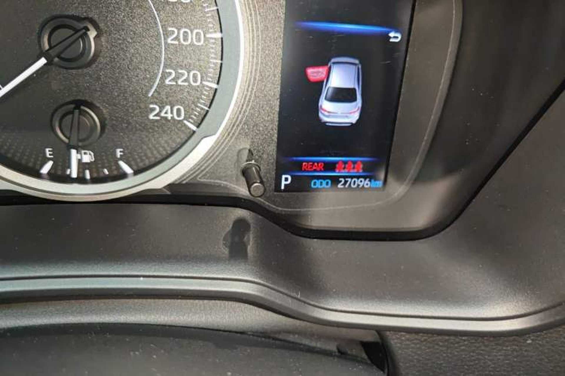 Used Toyota Levin 2021 2.0L Luxury Edition Odometer Close Up