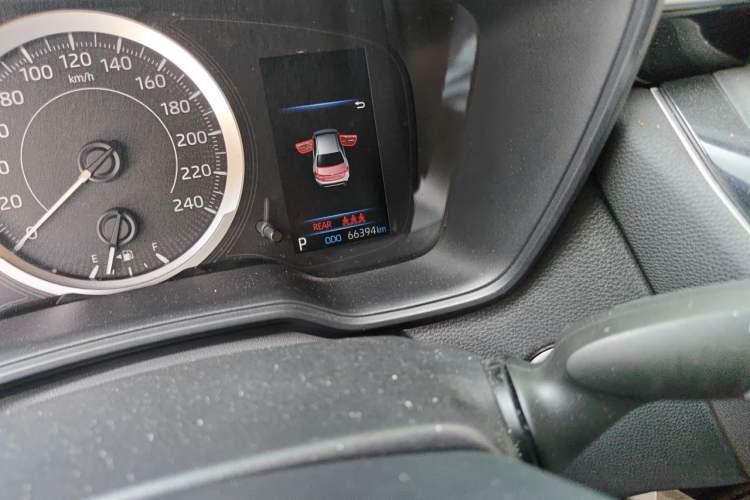 Used Toyota Levin 2021 185T CVT Sport Edition Odometer Close Up