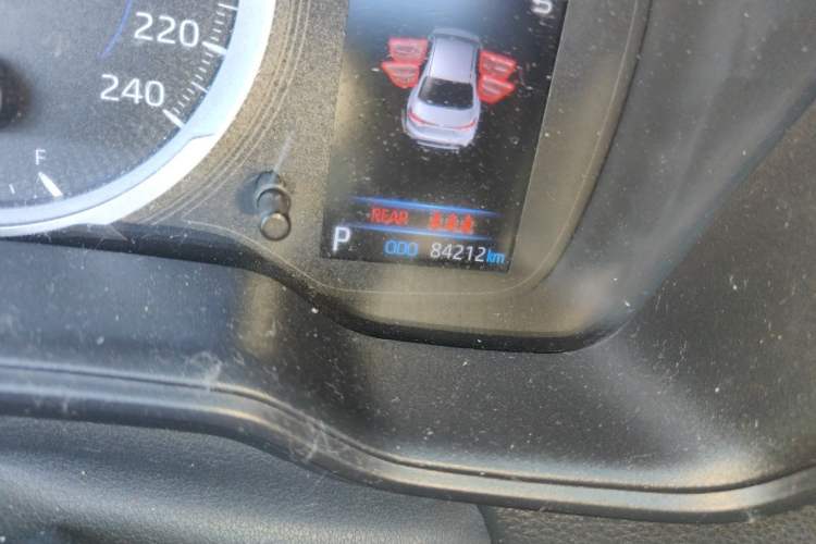Used Toyota Levin 2021 Dual-Engine 1.8H E-CVT Luxury Edition Odometer Close Up