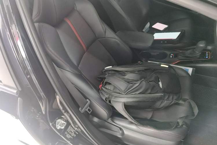 Used Toyota Levin 2021 Dual-Motor 1.8H E-CVT Sport Edition Right Front Seat