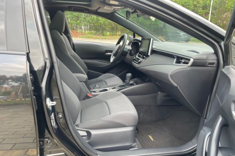 Used Toyota Levin 2021 185T CVT Luxury Edition Right Front Seat