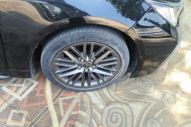 Used Toyota Levin 2021 2.0L Luxury Edition Right Front Wheel Hub