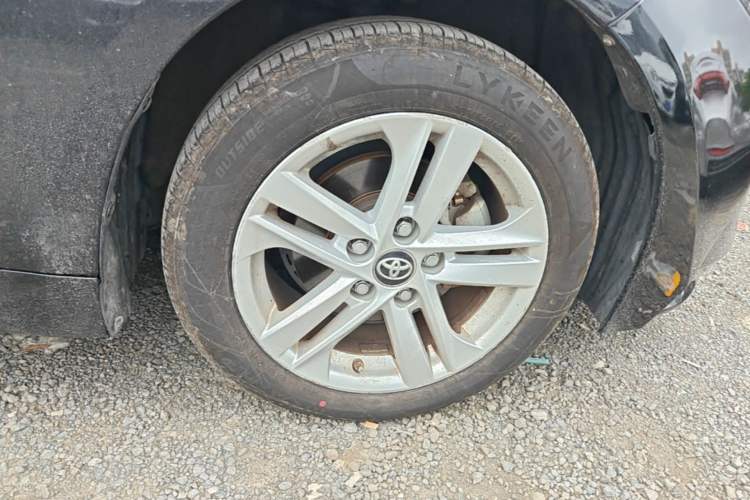 Used Toyota Levin 2021 Dual-Engine 1.8H E-CVT Luxury Edition Right Front Wheel Hub