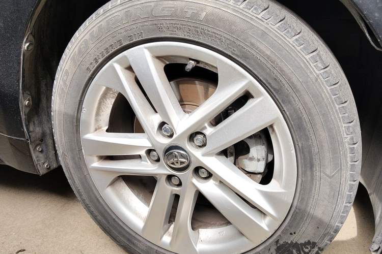 Used Toyota Levin 2021 Dual-Engine 1.8H E-CVT Luxury Edition Right Front Wheel Hub