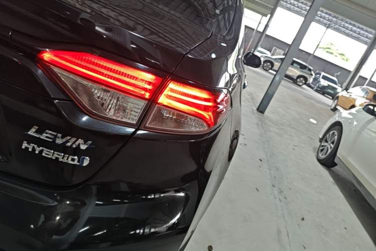 Used Toyota Levin 2021 Dual-Motor 1.8H E-CVT Sport Edition Right Rear Taillight