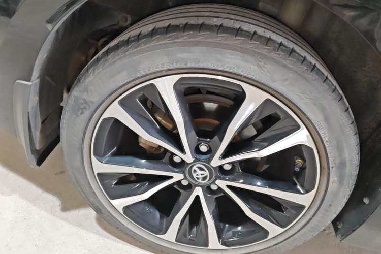 Used Toyota Levin 2021 Dual-Motor 1.8H E-CVT Sport Edition Right Rear Wheel Hub