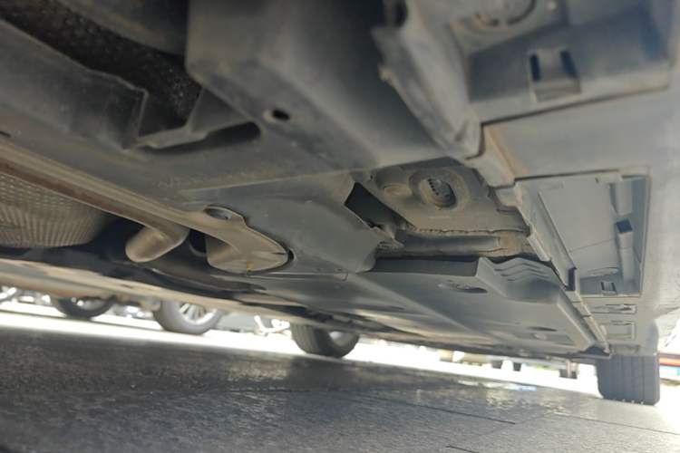 Used Toyota Levin 2021 TNGA 1.5L CVT Entry-Level Model Right Side Sill