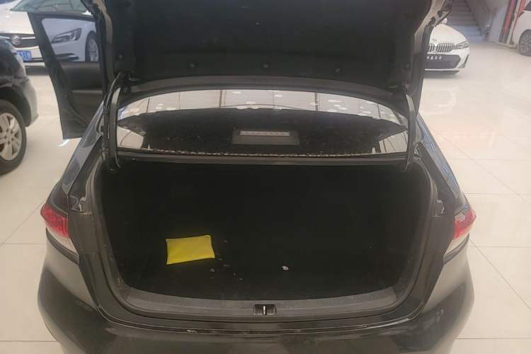 Used Toyota Levin 2021 TNGA 1.5L CVT Entry-Level Model Trunk