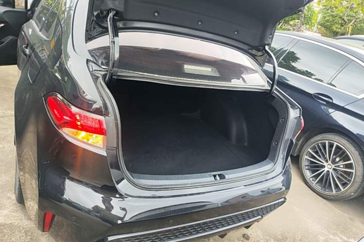 Used Toyota Levin 2021 185T CVT Sport Edition Trunk