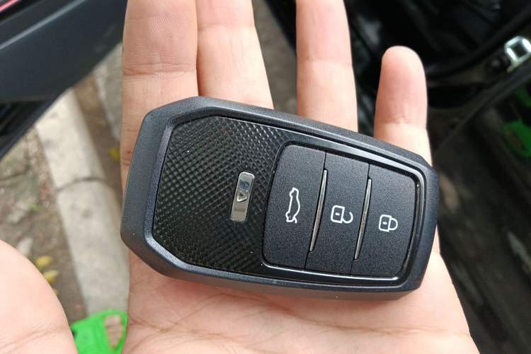 Used Toyota Levin 2021 Dual-Motor 1.8H E-CVT Sport Edition Vehicle Key