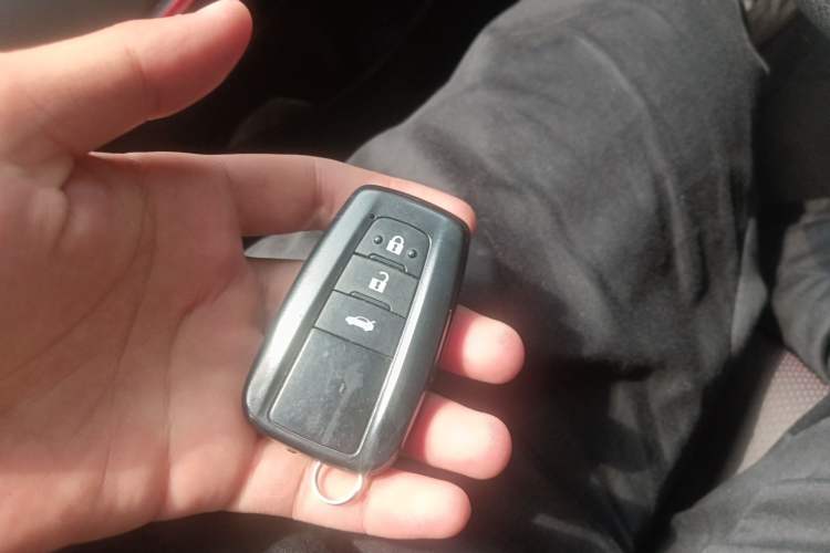 Used Toyota Levin 2021 Dual-Motor 1.8H E-CVT Sport Edition Vehicle Key