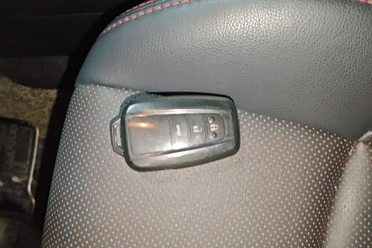 Used Toyota Levin 2021 Dual-Motor 1.8H E-CVT Sport Edition Vehicle Key