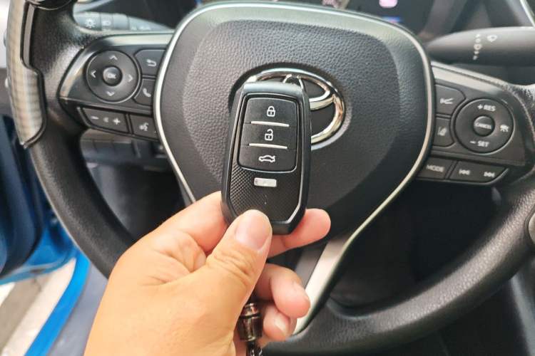 Used Toyota Levin 2021 Dual-Motor 1.8H E-CVT Sport Edition Vehicle Key