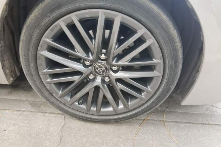Used Toyota Levin 2021 2.0L Luxury Edition Right Front Wheel Hub