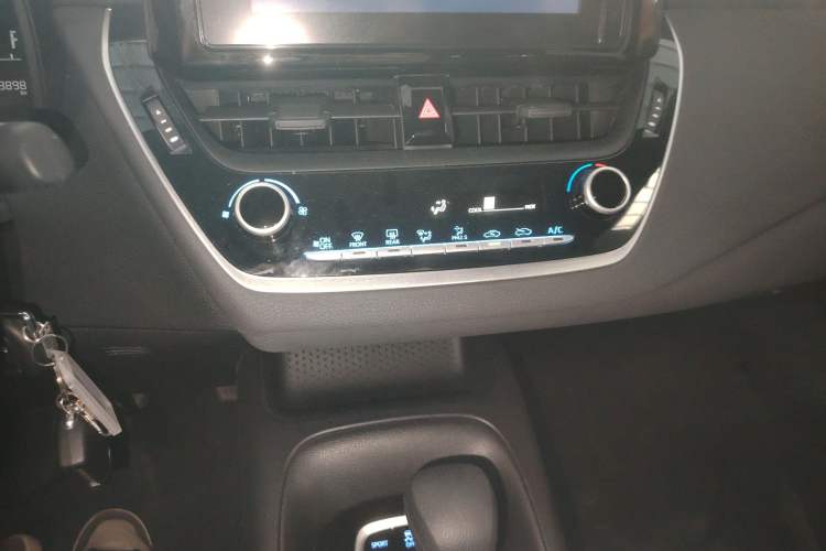Used Toyota Levin 2021 TNGA 1.5L CVT Entry-Level Model Audio And AC Panel