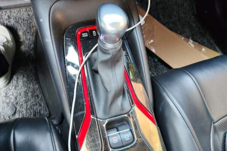 Used Toyota Levin 2021 Dual-Motor 1.8H E-CVT Sport Edition Gear Lever