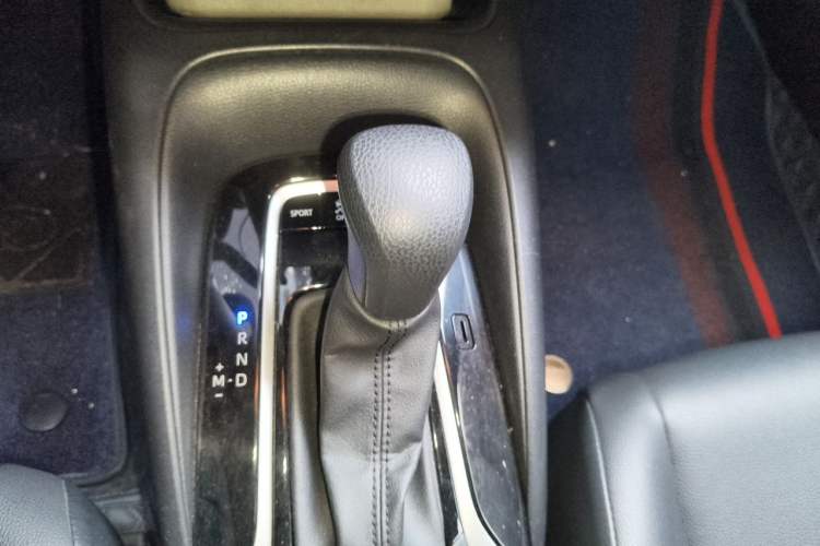 Used Toyota Levin 2021 2.0L Luxury Edition Gear Lever