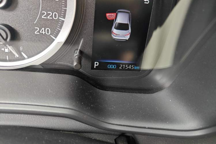 Used Toyota Levin 2021 2.0L Luxury Edition Odometer Close Up