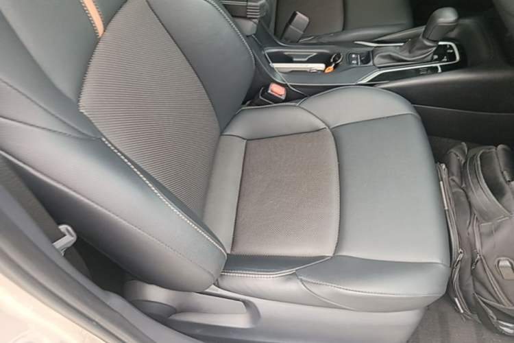 Used Toyota Levin 2021 2.0L Luxury Edition Right Front Seat