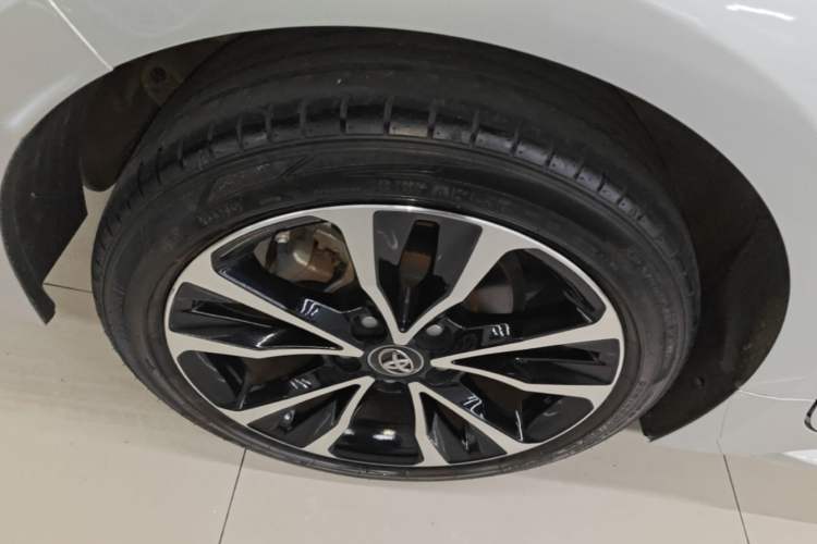 Used Toyota Levin 2021 185T CVT Sport Edition Right Rear Wheel Hub