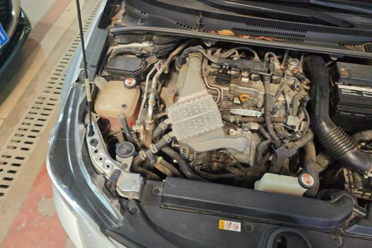 Used Toyota Levin 2021 185T CVT Luxury Edition Engine Bay Right