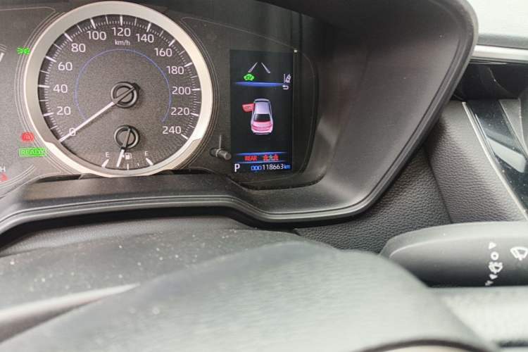 Used Toyota Levin 2021 Dual-Engine 1.8H E-CVT Luxury Edition Odometer Close Up