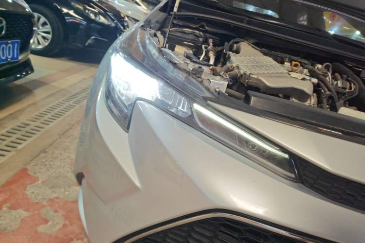 Used Toyota Levin 2021 185T CVT Luxury Edition Right Front Headlight