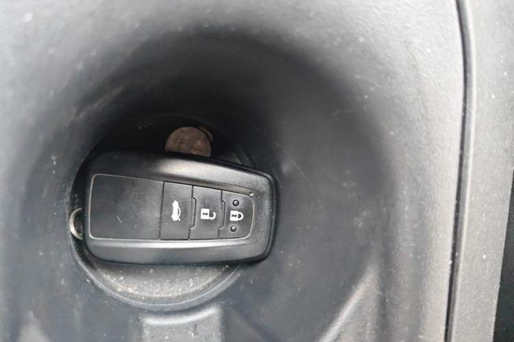 Used Toyota Levin 2021 Dual-Motor 1.8H E-CVT Leading Edition Vehicle Key