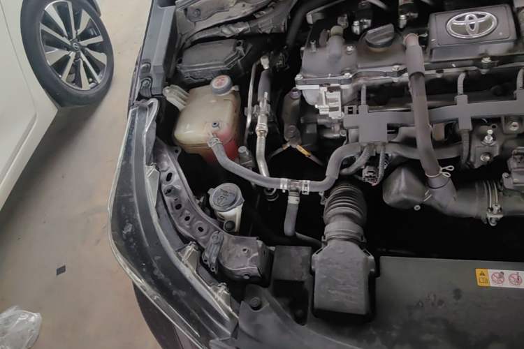 Used Toyota Levin 2021 Dual-Engine 1.8H E-CVT Luxury Edition Engine Bay Right