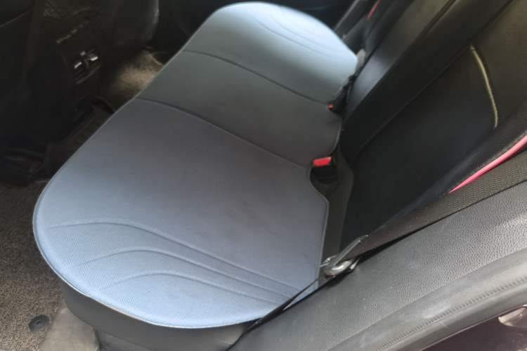Used Toyota Levin 2021 Dual-Engine 1.8H E-CVT Luxury Edition Left Rear Seat