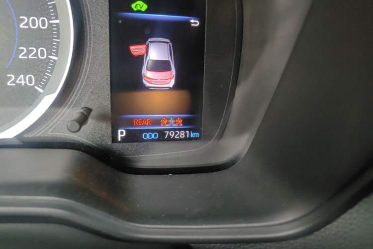 Used Toyota Levin 2021 Dual-Engine 1.8H E-CVT Luxury Edition Odometer Close Up