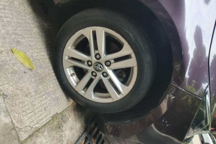 Used Toyota Levin 2021 Dual-Engine 1.8H E-CVT Luxury Edition Right Front Wheel Hub